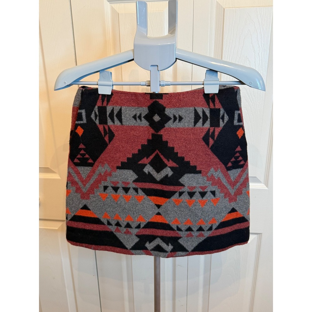 GAP Women's Mini Skirt Size 2 Southwestern Tribal Print Burgundy Gray Wool Blend